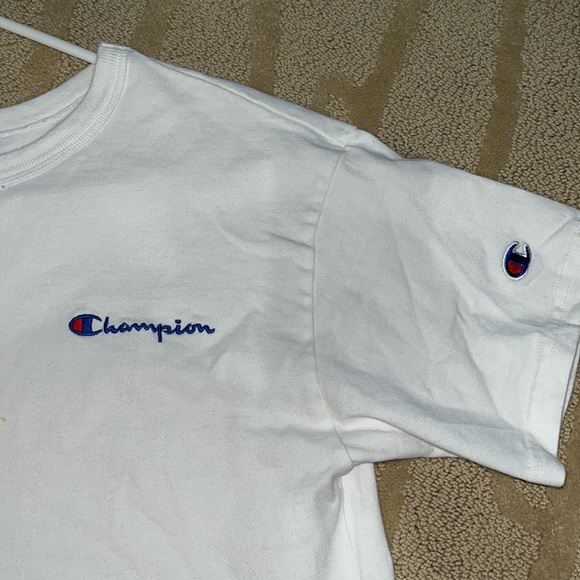 white champion cropped tee - Picture 2 of 3